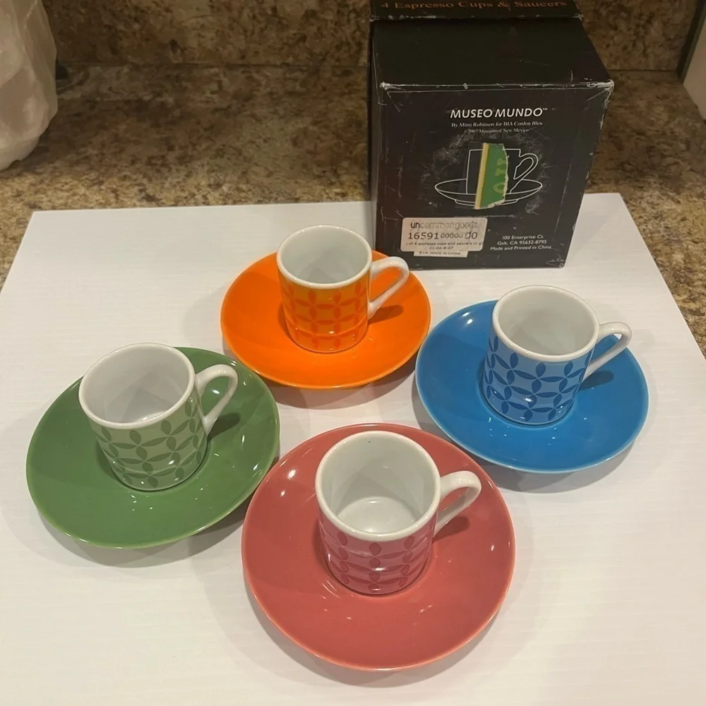 Museo Mundo Espresso Cups Set of 4 2007 Museum of New Mexico Mimi Robinson NIB